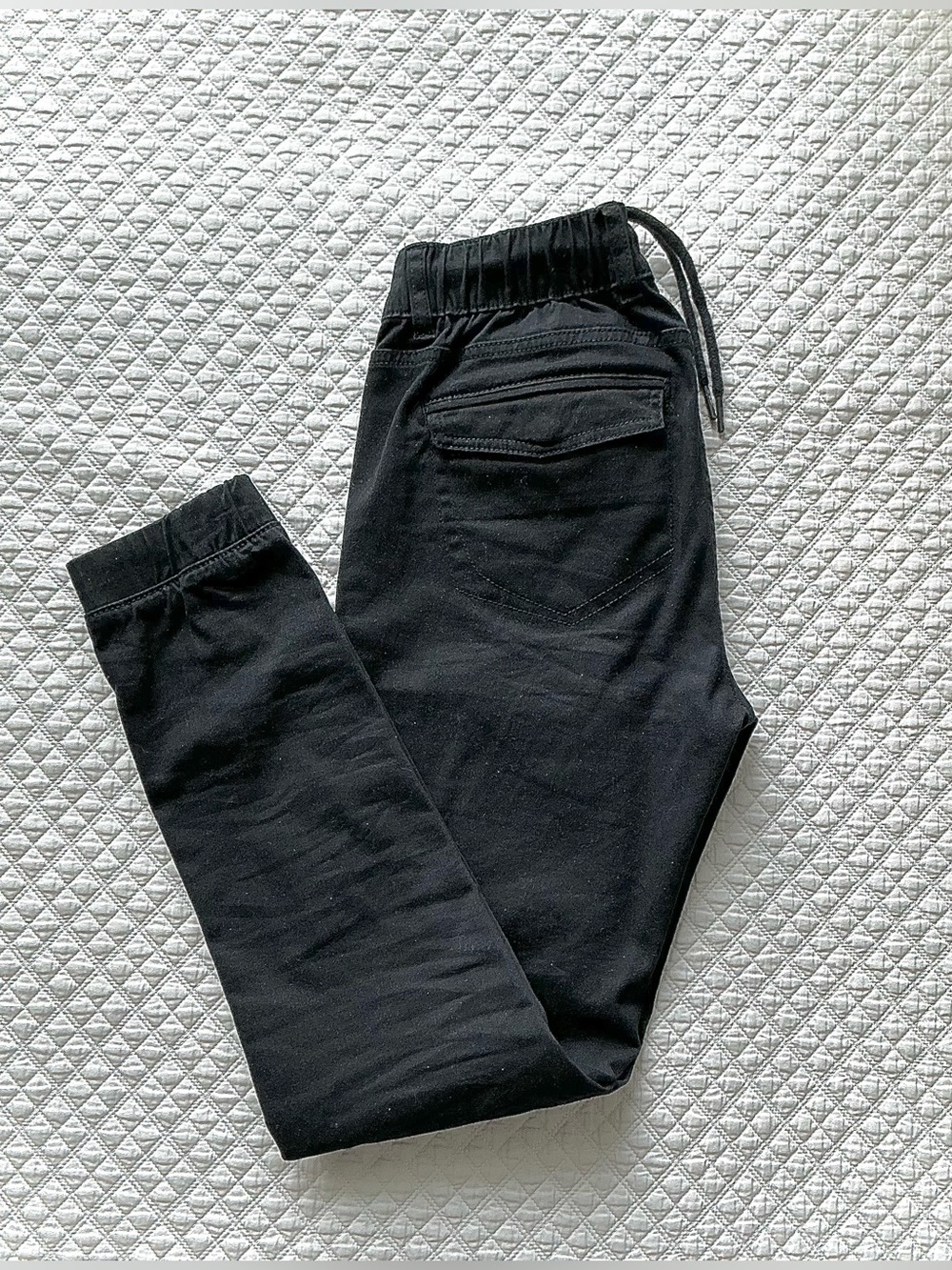 Denim Works cargo joggers the “Cohen” men’s joggers.